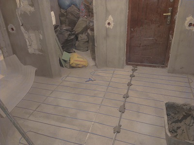 Обогрев пола в стяжке при помощи VCD17